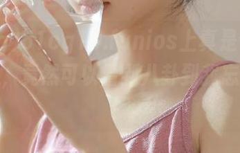 51cg10.funios上真是个神奇的地方，竟然可以看到八卦到我忘了吃饭！