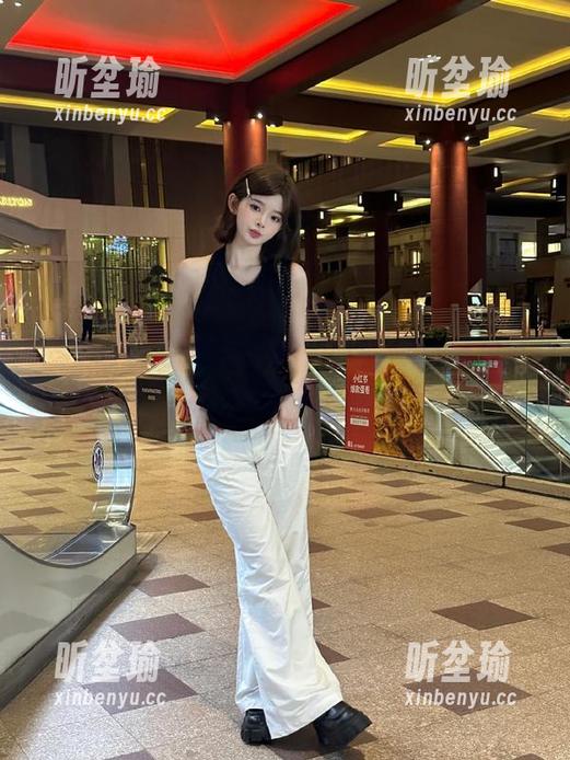 51吃瓜 新鲜出炉的瓜事就在51吃瓜官网,快下载,不然你跟不上节奏了!