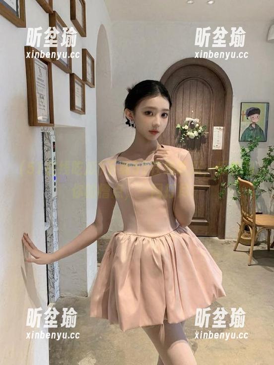 51在线吃瓜 下载51在线吃瓜,瓜皮和你的槽点,一网打尽!