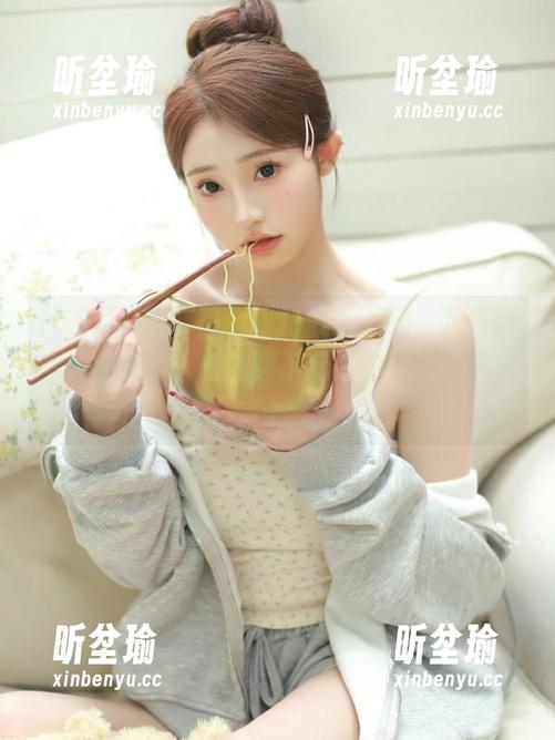 51黑料 51黑料网站热评不断,下载后你会变成怎么看都燃不起来的‘小透明’吗?