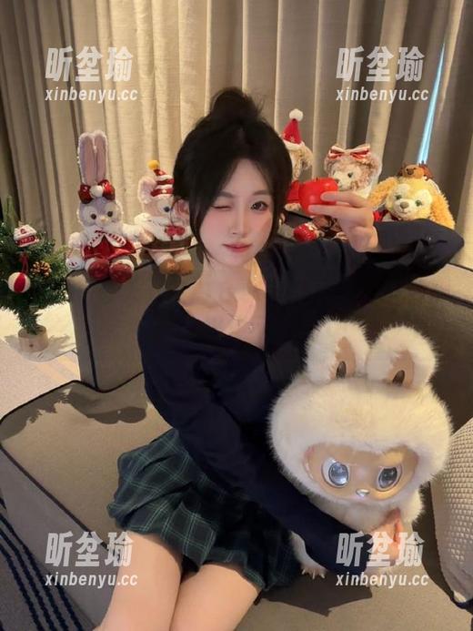 718 今天又在718.st分享了一大堆八卦,真是嘴巴停不下来了!