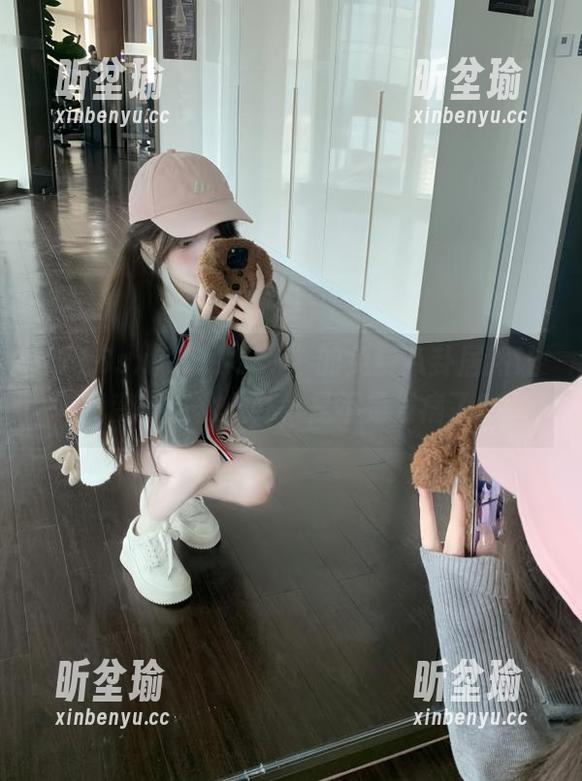 “718sx”的免费八卦居然让我变得这么八卦，是不是发病了？