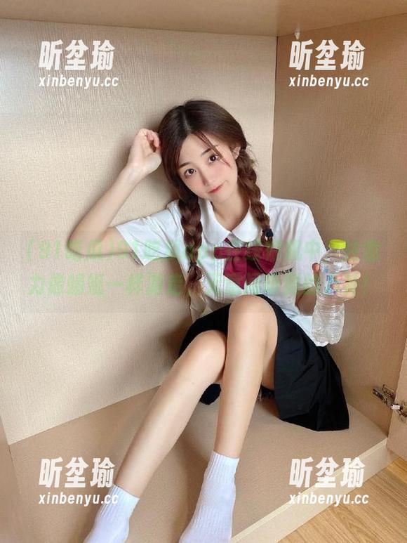 91吃瓜 91吃瓜app在线待机中,注意力像蜻蜓一样游走,无意间听到的八卦!