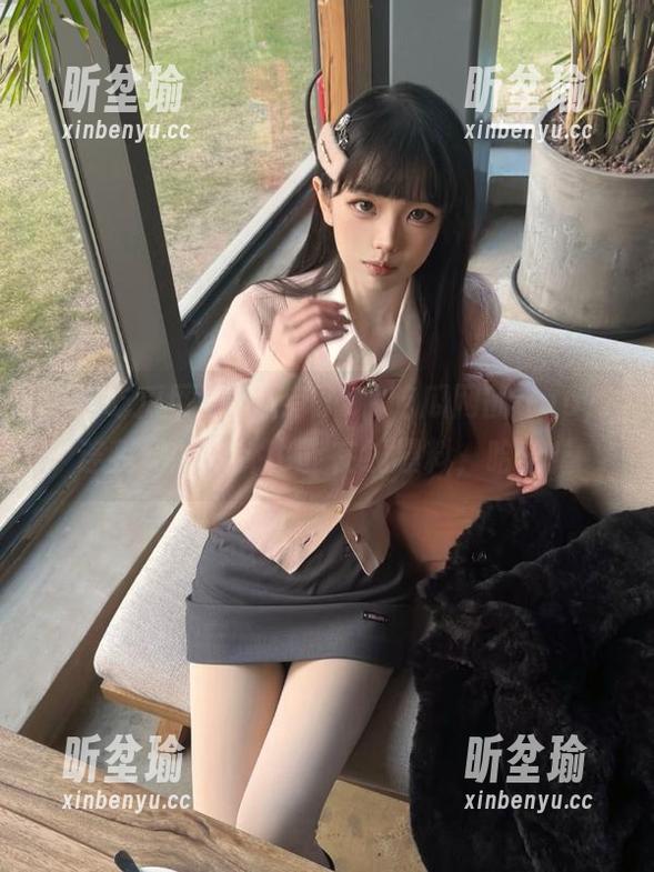 91吃瓜网 自从有了91吃瓜网的app,连我妈的八卦也能在线爆料,哈哈!