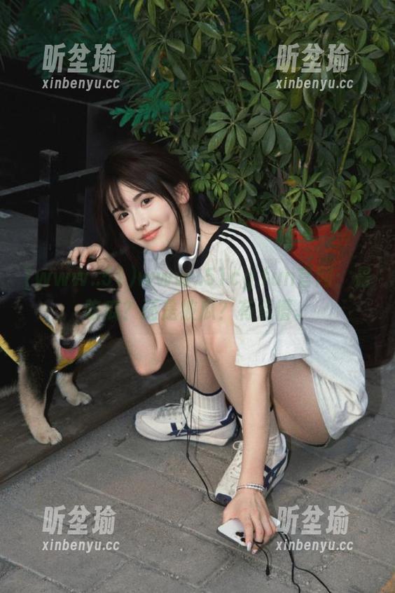 www..51cg.fun官网：是吃瓜？还是被瓜？有点懵。