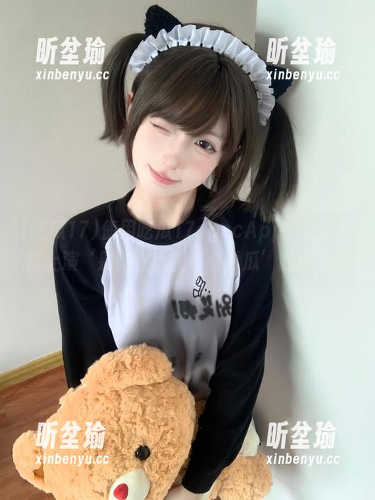 使用吃瓜17cgccApp，轻轻松松上演‘别闹，我正忙着看瓜’的剧情！