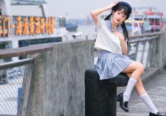 链接里的吃瓜17cgcc：当下的热闻，真是百味杂陈，一口咬下去就停不下来！
