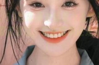 91吃瓜网更新是什么节奏？网址换得我眼花缭乱，反正吃瓜还是第一要务！