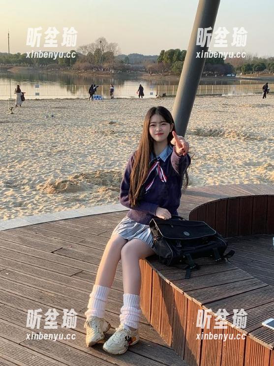 观看www.51吃瓜网，真的是一边吃瓜一边“冤”！