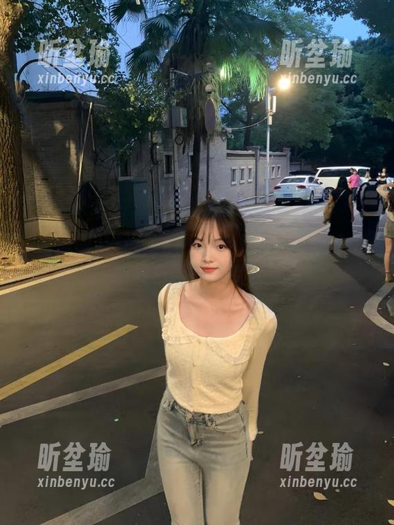 谁说吃瓜不能轻松？吃瓜网今日发布精神大瓜！