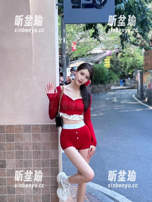 吃瓜网 吃瓜网苹果版:在线观看就像一把双刃剑,看得痛快又撇不下!