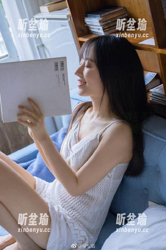 我爱在吃瓜网站分享那些不可思议的爆料，哈哈，感觉自己太聪明了！