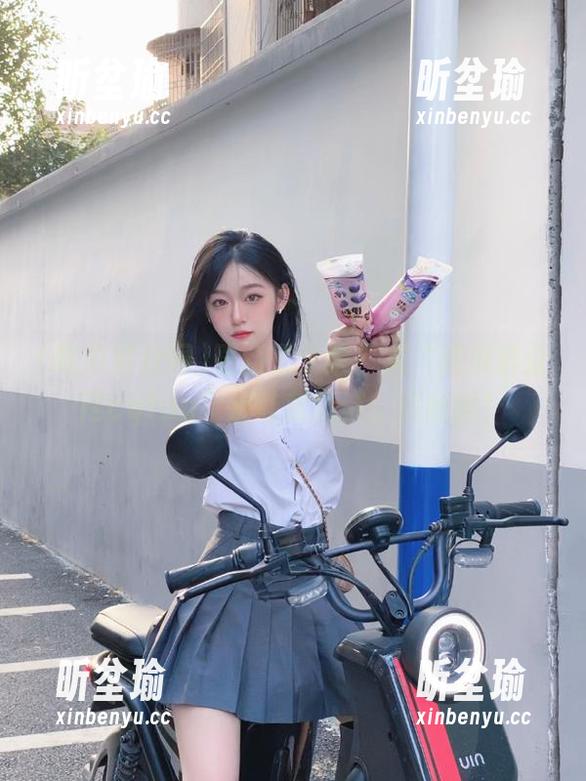 吃瓜群众网 更新了个啥?求“吃瓜群众网cgfun”别让我猜谜,直给啊!