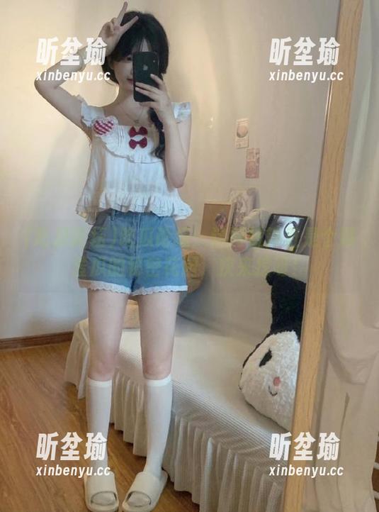吃瓜论坛 吃瓜论坛:这网站简直是个藏匿瓜的秘密花园,快来挖呀!