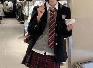 娱乐718的下载界面让我产生了深深的怀疑…