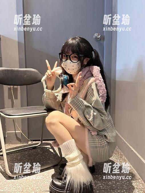 黑哥冲料 直达黑哥冲料,看看这小小鱼咋个就变得这么神秘!