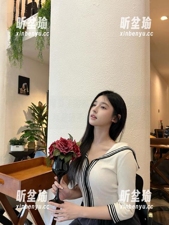 黑料91 网页上的黑料91,让我脑洞大开,真是语不惊人死不休!