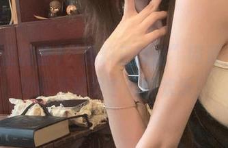 “黑料正能量”网页，教你如何在迷路中找到欢乐！