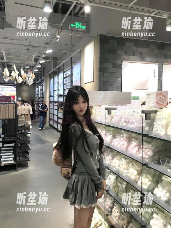 黑料社 黑料社官网导航,通往吃瓜人生的必经之路,快进来散步吧!